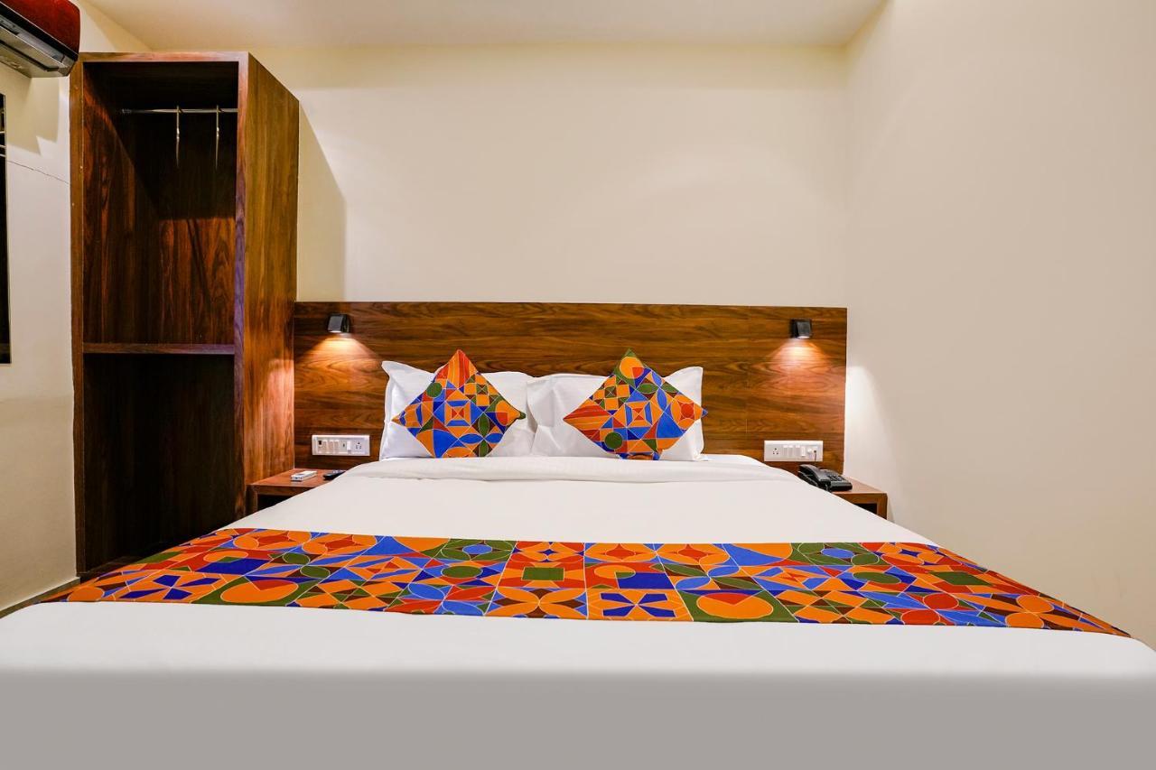 Fabhotel Antlers Мумбаи Экстерьер фото