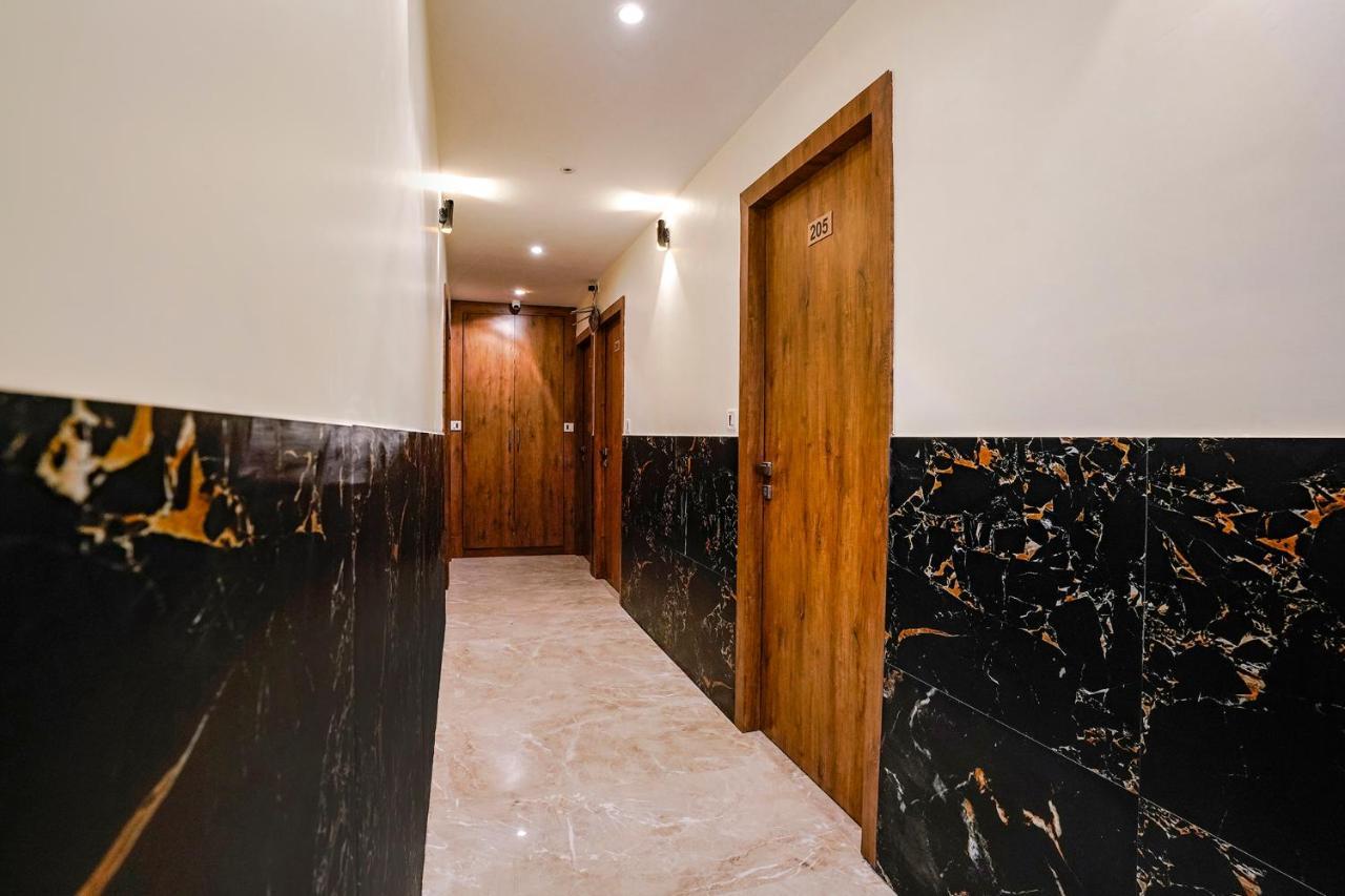 Fabhotel Antlers Мумбаи Экстерьер фото