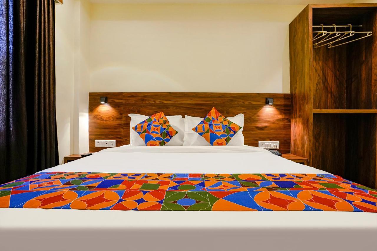 Fabhotel Antlers Мумбаи Экстерьер фото